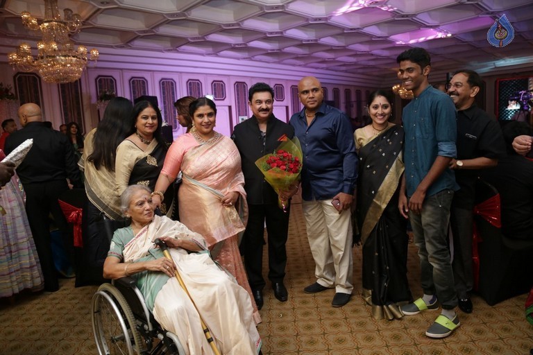 Sripriya and Rajkumar 25th Wedding Anniversary Photos - 22 / 23 photos