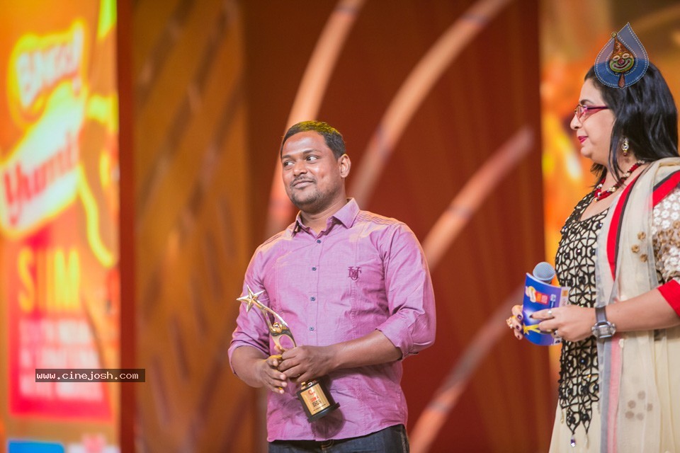 Stars at SIIMA 2013 Awards 02 - 110 / 204 photos