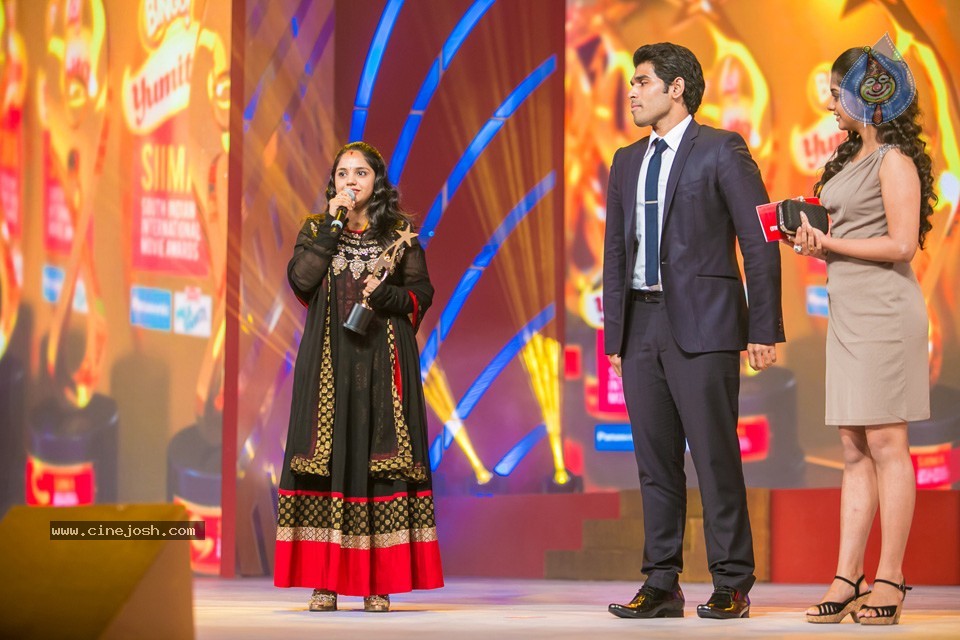 Stars at SIIMA 2013 Awards 02 - 168 / 204 photos