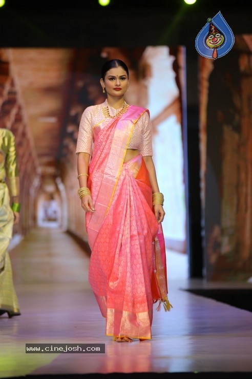 Sthri Grand Launch Designers Fashion Show Photos - 37 / 62 photos