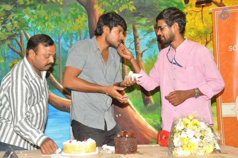 Sundeep Kishan Birthday Celebrations 2017 - 13 / 35 photos