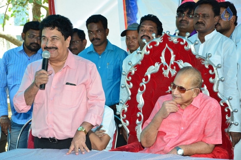 Super Star at 75 Book Release Photos - 16 / 42 photos