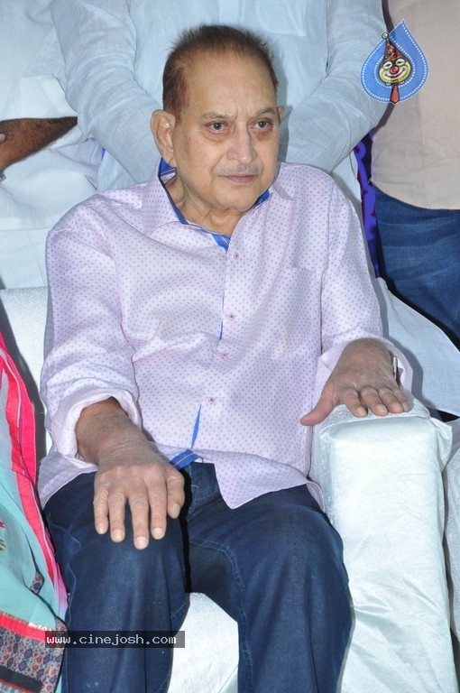 Super Star Krishna Birthday Celebrations - 28 / 42 photos