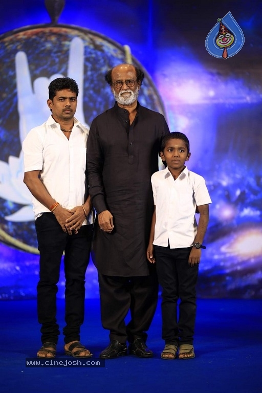 Superstar Rajinikanth Fans Meet Photos - 7 / 15 photos