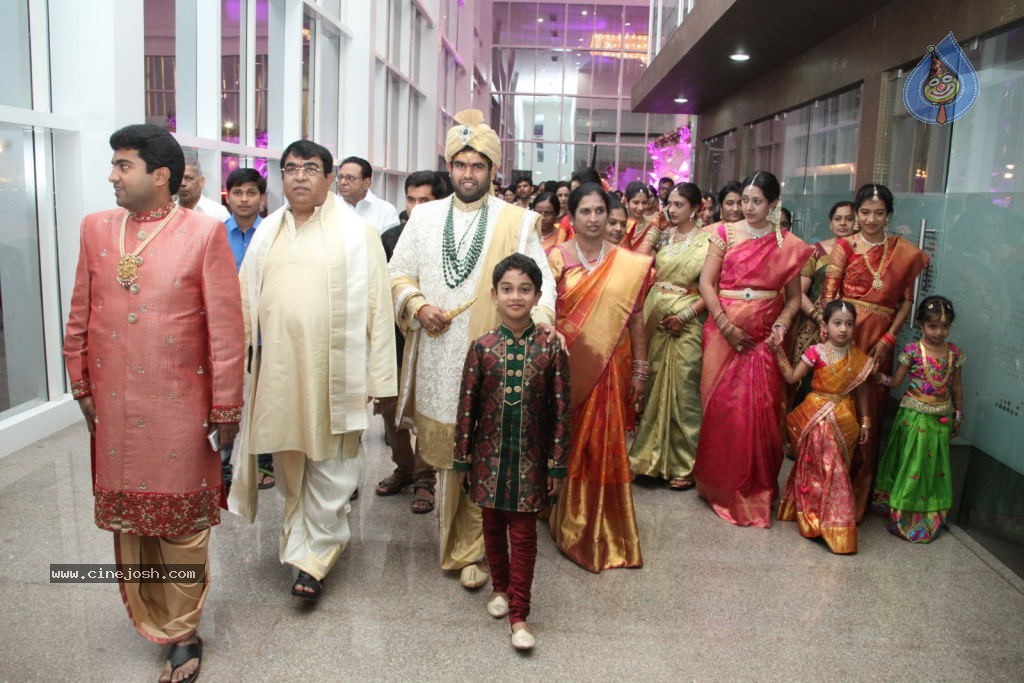 Surya CMD Daughter Tejaswini Wedding Photos - 83 / 152 photos