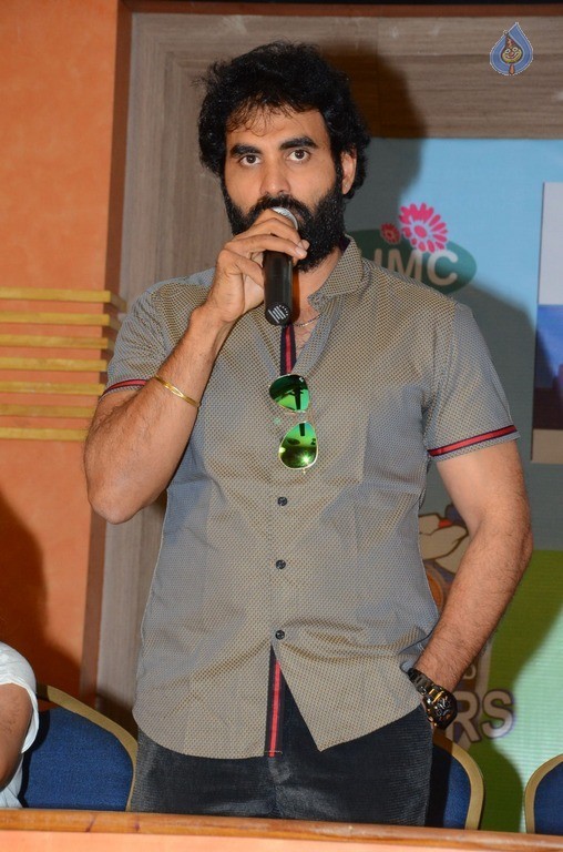 Swachh Hyderabad Cricket Match Press Meet - 32 / 62 photos