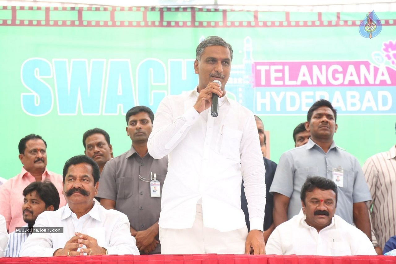 Swachh Telangana Swachh Hyderabad Event - 18 / 76 photos