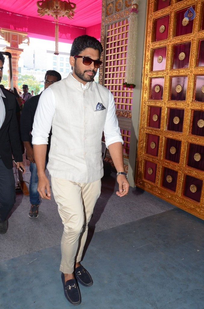 T. Subbarami Reddy Grandson Keshav Wedding Photos 3 - 68 / 79 photos