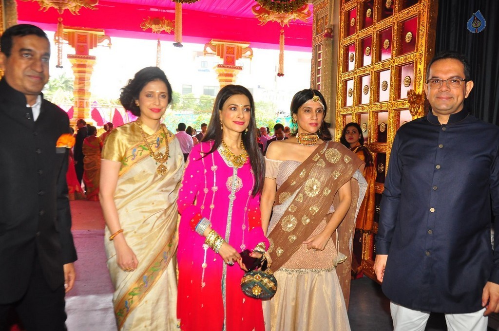 T. Subbarami Reddy Grandson Keshav Wedding Photos 5 - 22 / 125 photos