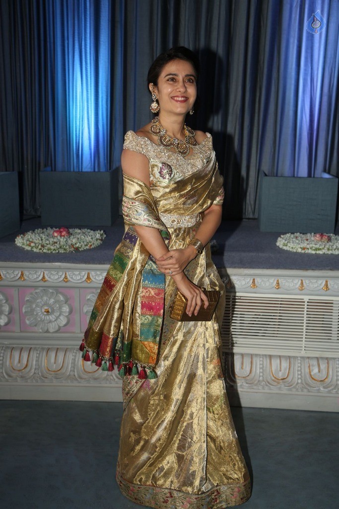 T. Subbarami Reddy Grandson Keshav Wedding Photos 2 - 69 / 100 photos