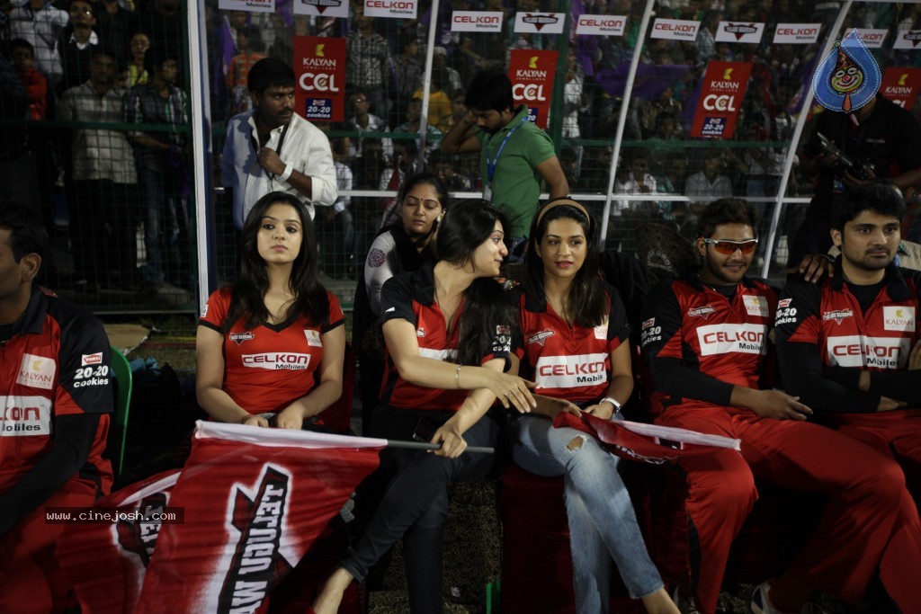 T Warriors vs B Tigers Match More Photos - 6 / 102 photos