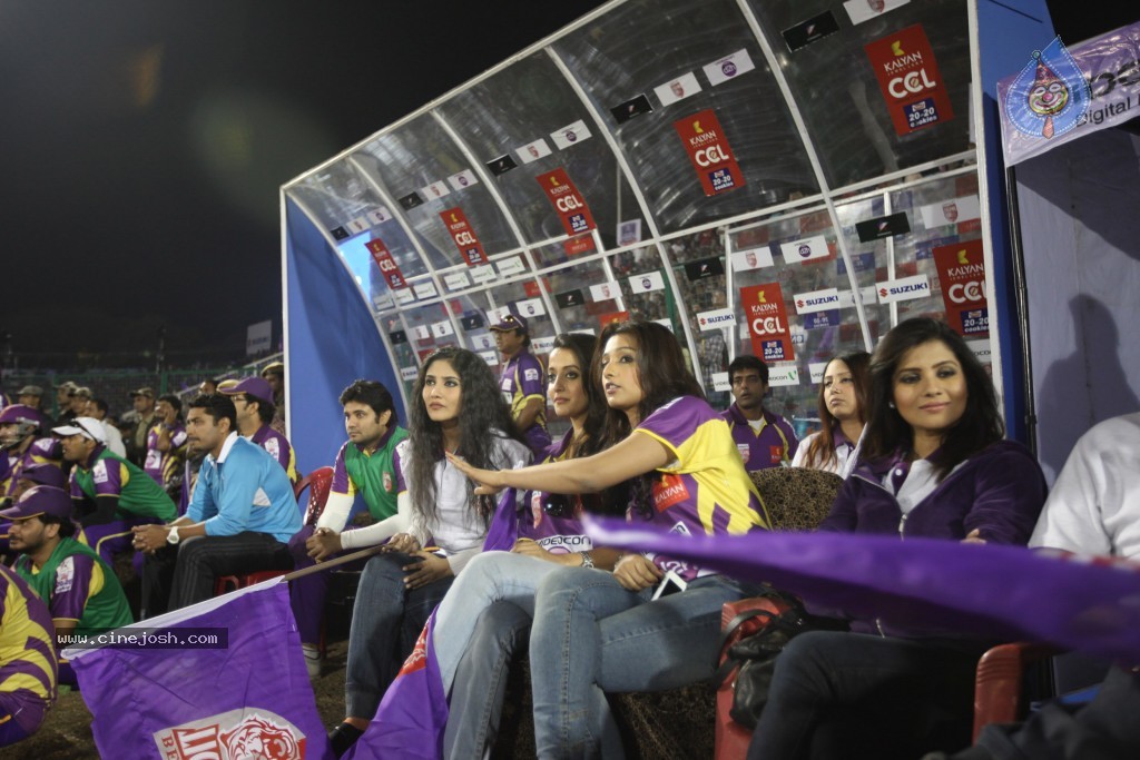 T Warriors vs B Tigers Match More Photos - 81 / 102 photos