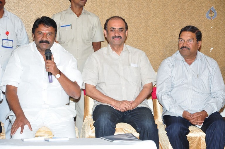 Talasani meets Producer Council - 8 / 17 photos