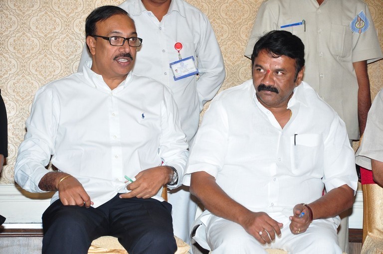 Talasani meets Producer Council - 14 / 17 photos
