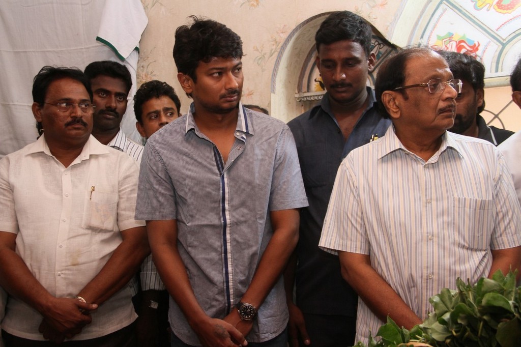 Tamil Director Ramanarayanan Condolences Photos - 73 / 151 photos