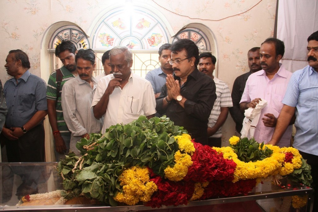 Tamil Director Ramanarayanan Condolences Photos - 103 / 151 photos