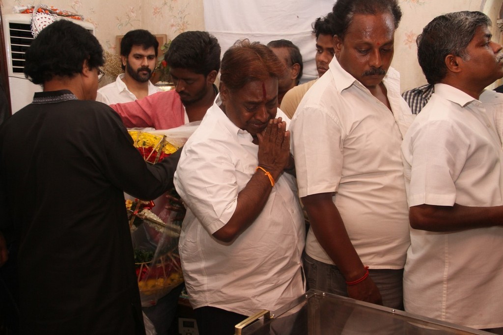 Tamil Director Ramanarayanan Condolences Photos - 128 / 151 photos