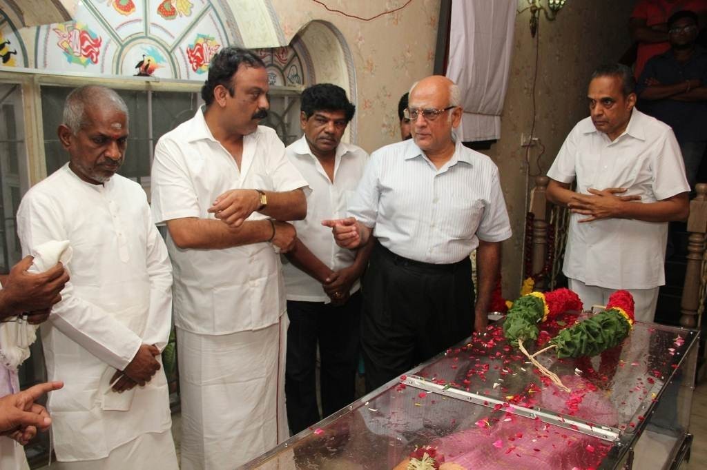 Tamil Director Ramanarayanan Condolences Photos - 135 / 151 photos