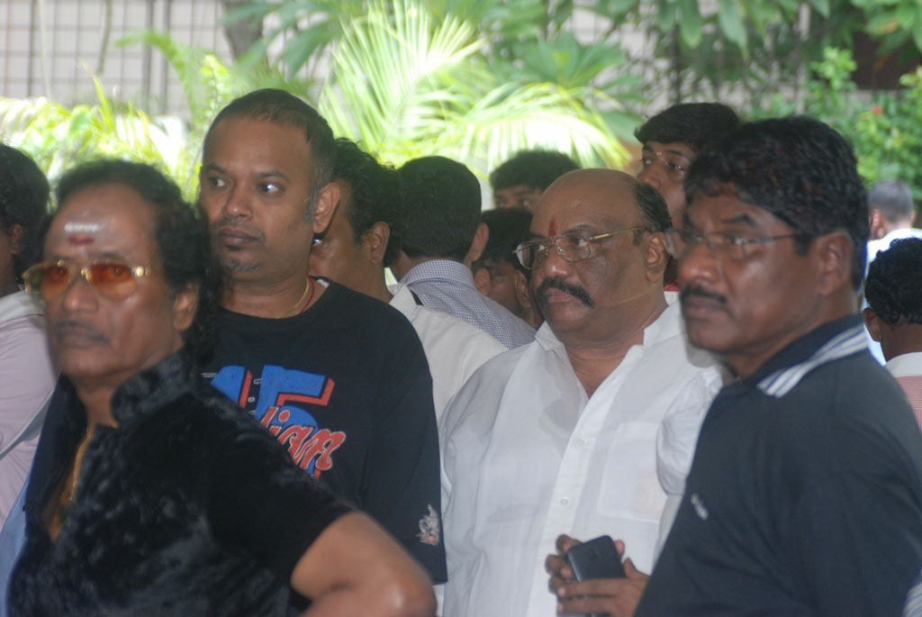 Tamil Film Industry Condoles Ilayaraja's Wife - 51 / 85 photos