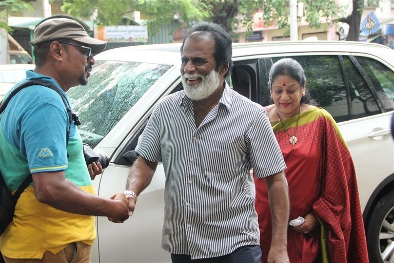 Tamil Nadu Assembly Election 2016 - 34 / 72 photos