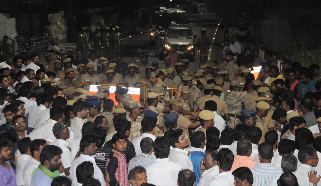 Tamil Nadu CM Jayalalithaa Final Journey Photos - 12 / 147 photos