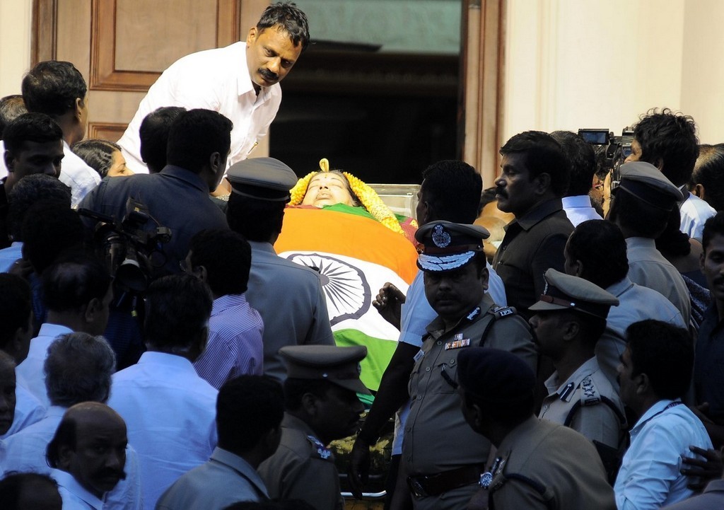 Tamil Nadu CM Jayalalithaa Final Journey Photos - 43 / 147 photos