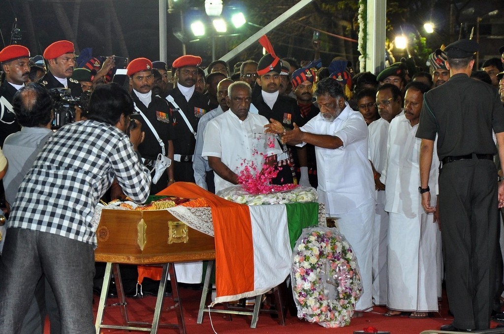 Tamil Nadu CM Jayalalithaa Final Journey Photos - 52 / 147 photos
