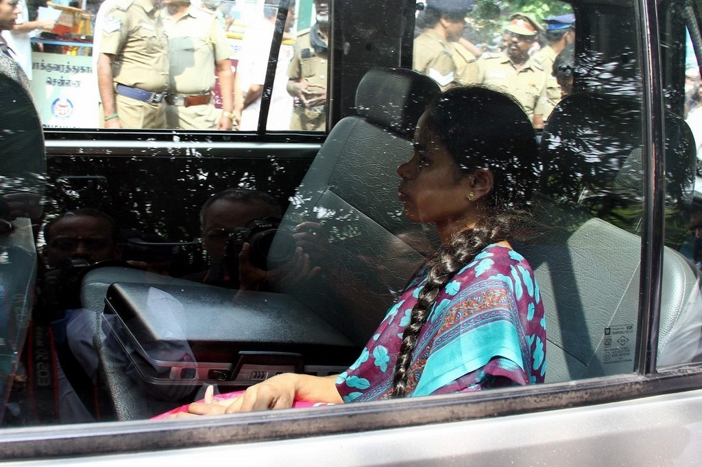 Tamil Nadu CM Jayalalithaa Final Journey Photos - 56 / 147 photos