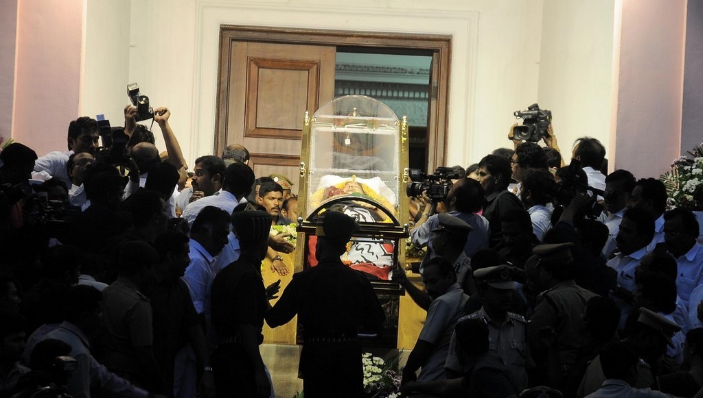 Tamil Nadu CM Jayalalithaa Final Journey Photos - 74 / 147 photos