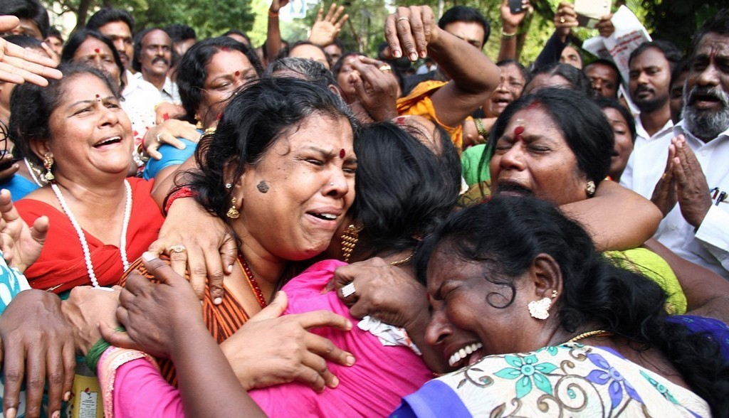 Tamil Nadu CM Jayalalithaa Final Journey Photos - 86 / 147 photos