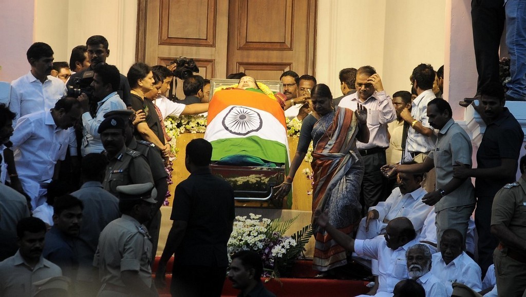 Tamil Nadu CM Jayalalithaa Final Journey Photos - 99 / 147 photos