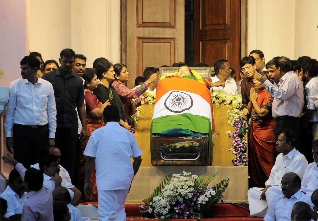 Tamil Nadu CM Jayalalithaa Final Journey Photos - 108 / 147 photos