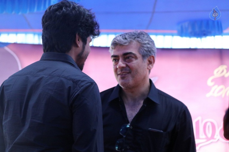 Tamil Stars at Jallikattu Hunger Strike - 23 / 51 photos