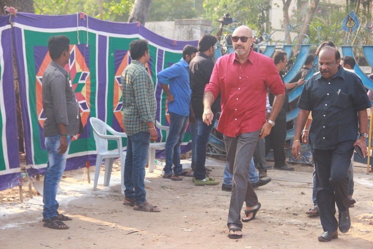 Tamil Stars at Jallikattu Hunger Strike - 43 / 51 photos