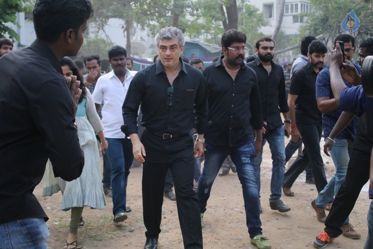 Tamil Stars at Jallikattu Hunger Strike - 50 / 51 photos