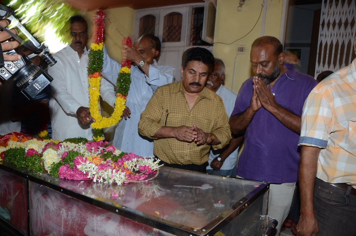 Tammareddy Krishnamurthy Condolence Photos - 6 / 25 photos