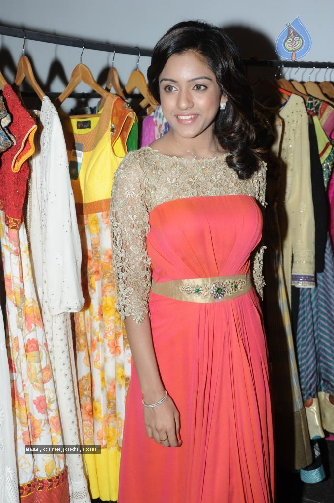 Tasyaah Fashion Show Logo Launch - 52 / 59 photos