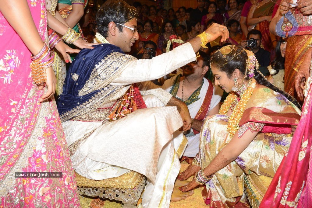 Tejaswini n Sribharath Talabralu Photos - 30 / 121 photos