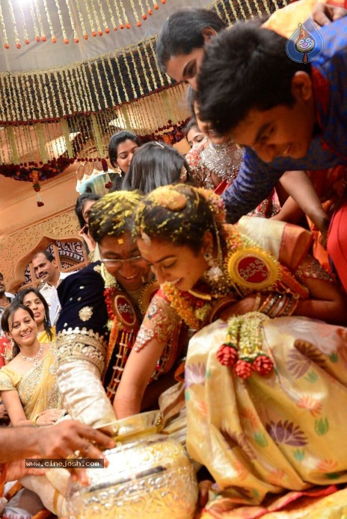 Tejaswini n Sribharath Talabralu Photos - 44 / 121 photos