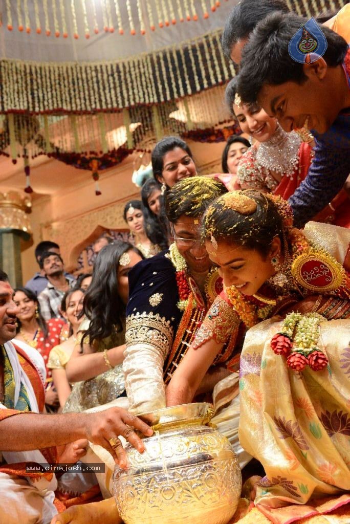 Tejaswini n Sribharath Talabralu Photos - 53 / 121 photos