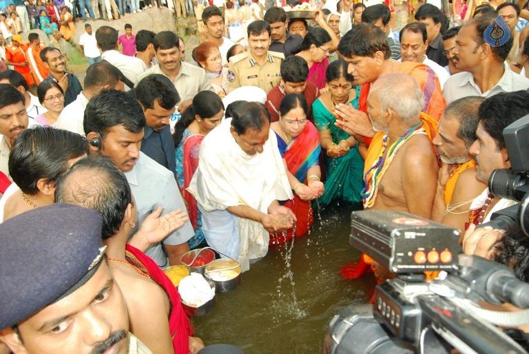 Telangana Godavari Pushkaralu Photos - 24 / 92 photos