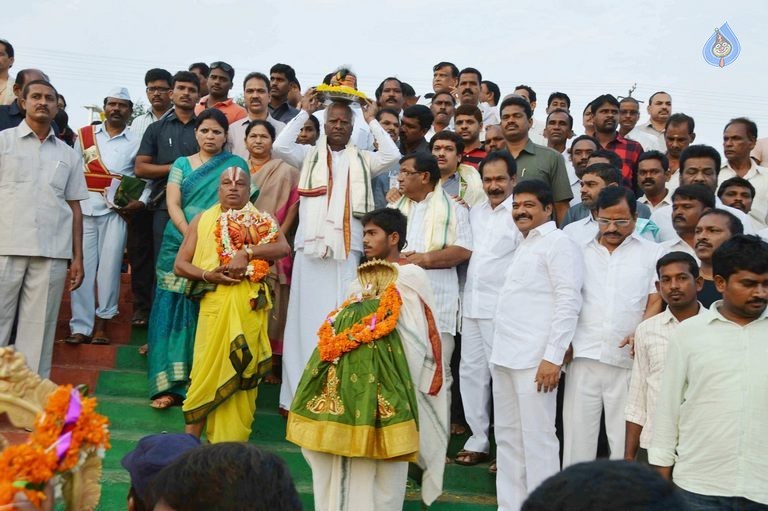 Telangana Godavari Pushkaralu Photos - 67 / 92 photos