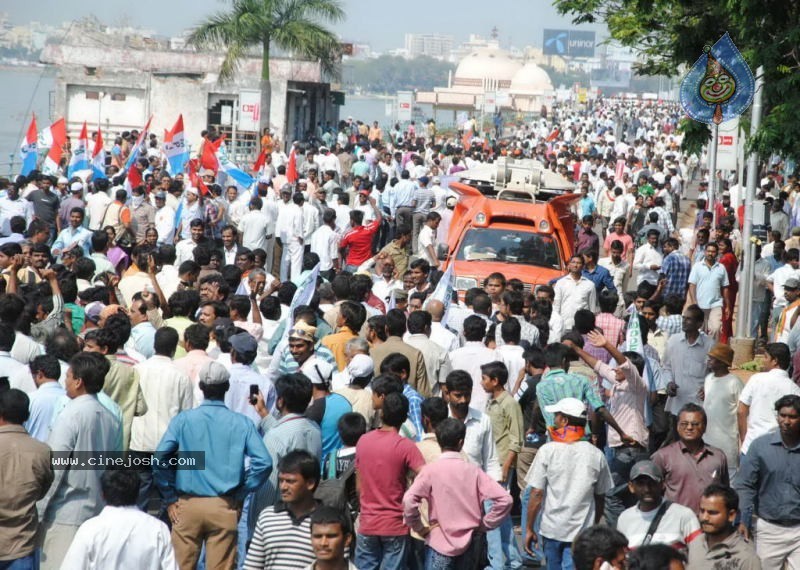 Telangana Million March Photos - 18 / 104 photos