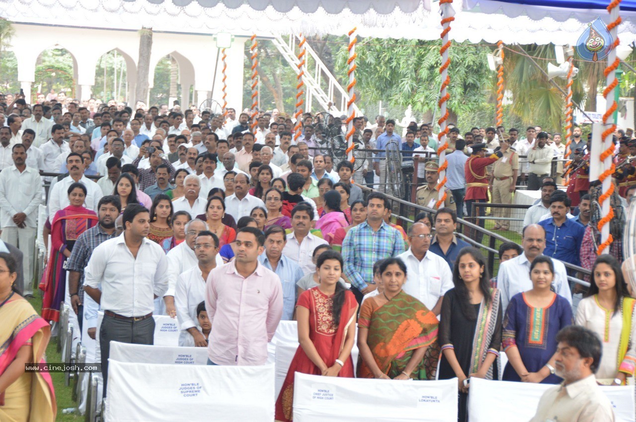 Telangana New Ministers Wearing Ceremony Photo 24 of 33