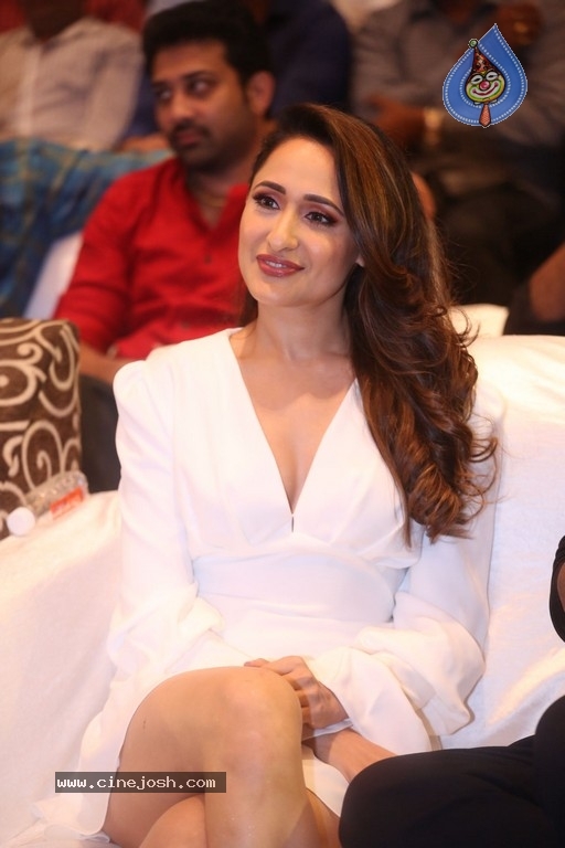 Telugu Cine Rathasarathula Rajatotsvam Curtain Raiser - 30 / 73 photos