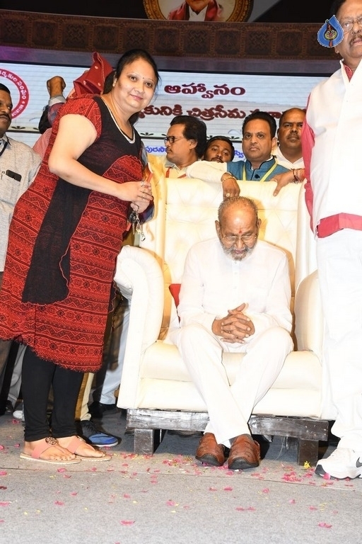 Telugu Film Directors Association Felicitates K Viswanath - 34 / 83 photos