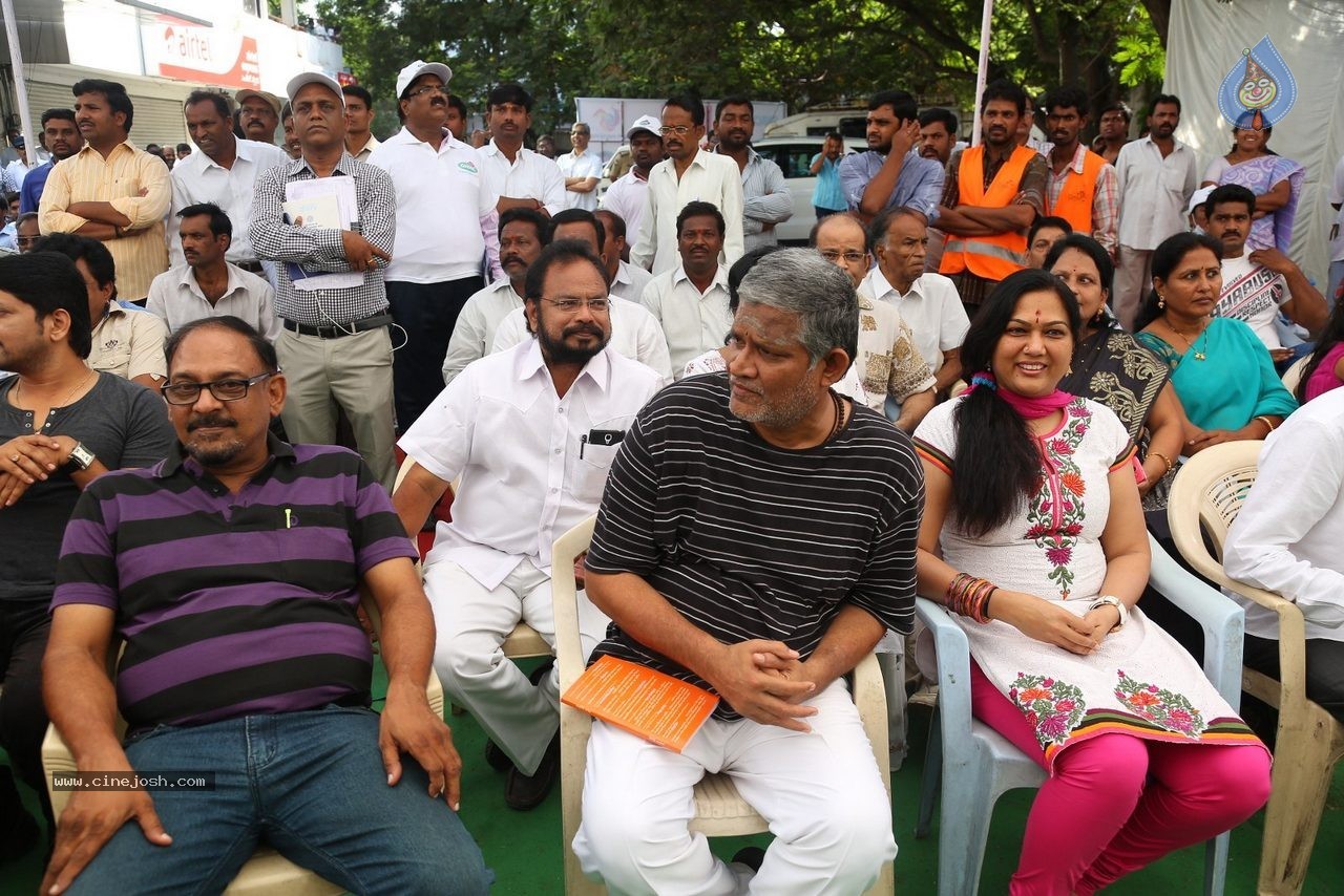 Telugu Film Industry Swachh Bharat Hyderabad 01 - 44 / 97 photos