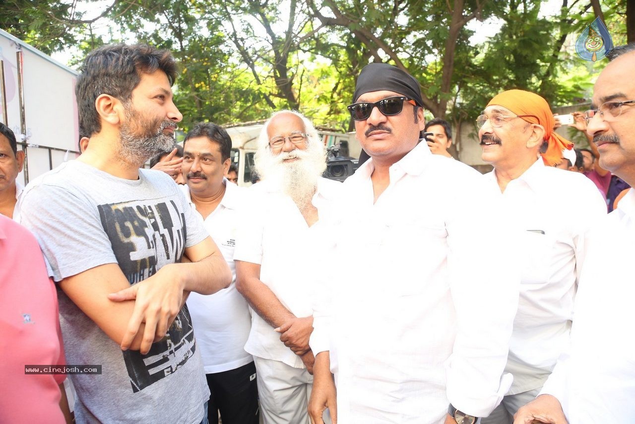 Telugu Film Industry Swachh Bharat Hyderabad 01 - 64 / 97 photos