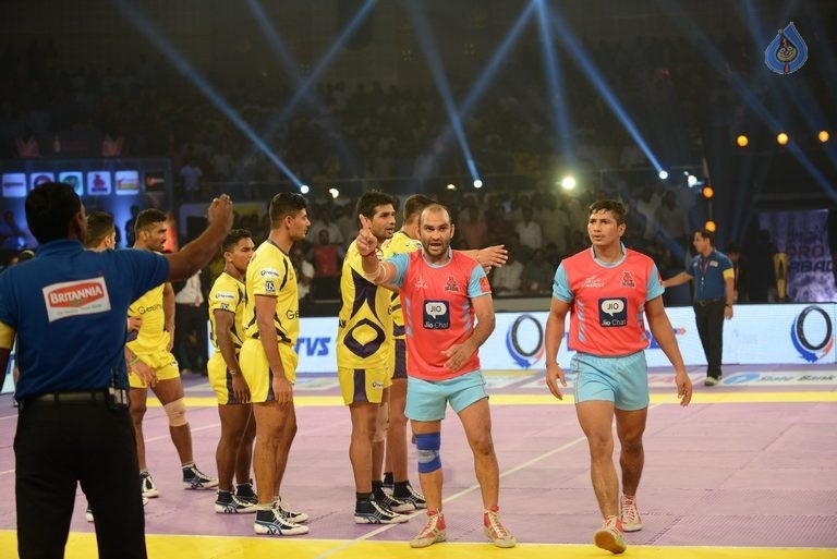 Telugu Titans Vs Jaipur Pink Panthers Kabaddi Match Photos - 59 / 100 photos