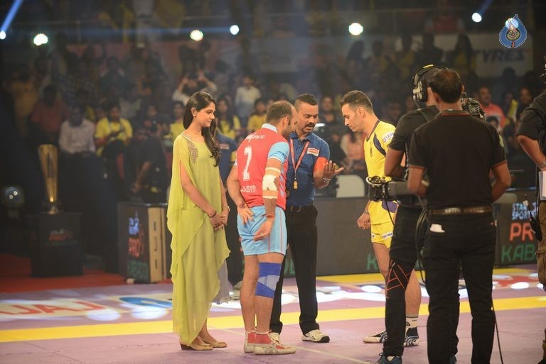 Telugu Titans Vs Jaipur Pink Panthers Kabaddi Match Photos - 87 / 100 photos